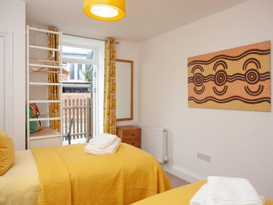 2 Central, Spacious, Apartment With Private Patio Sidmouth Dış mekan fotoğraf